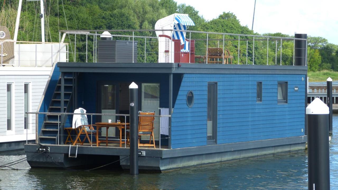 فندق Hausboot Harmonie شترالسوند المظهر الخارجي الصورة